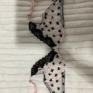 Victoria Secret Lace Unlined Demi Bra